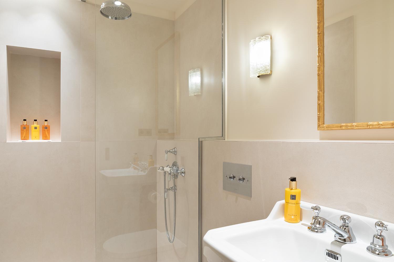 Pick A Flat'S Apartements With Services In Louvre - Rue Des Halles Париж Экстерьер фото